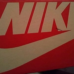 Meet your Posher, Damien